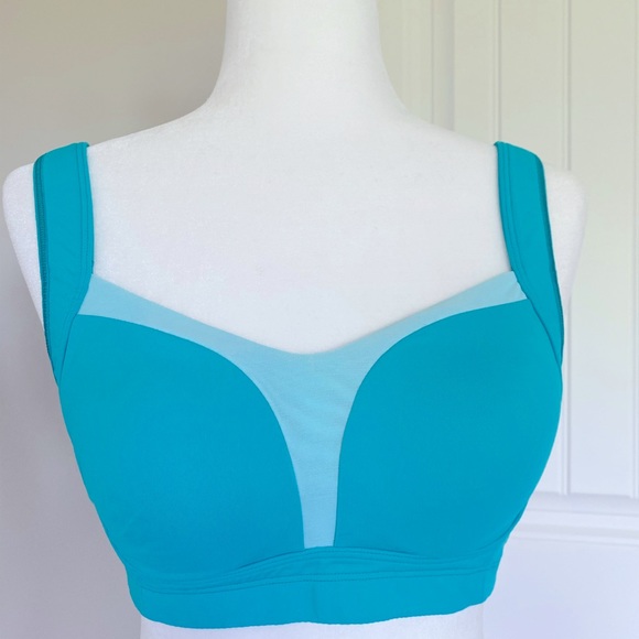 Lululemon Sport Bra - Picture 2 of 4